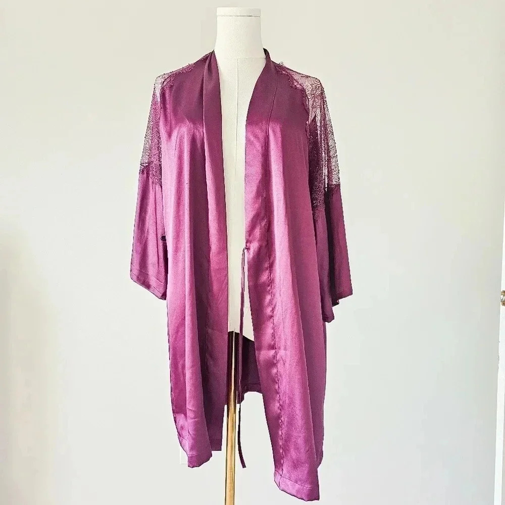 Victorias secret Size xs/s satin robe plum magenta